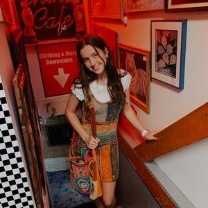 Meet your Posher, Hailey